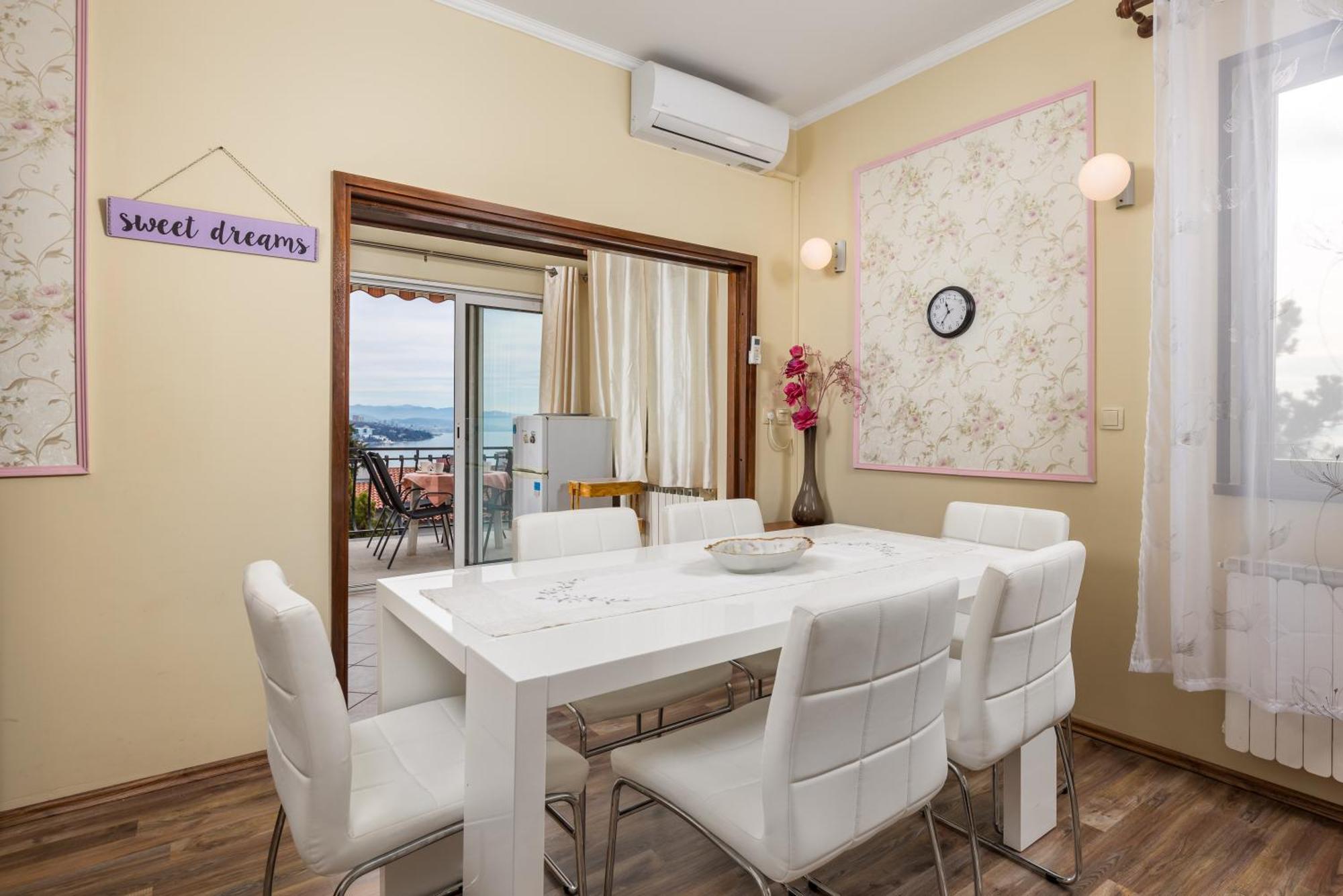 Camelia & Martina Apartments أوباتيا المظهر الخارجي الصورة